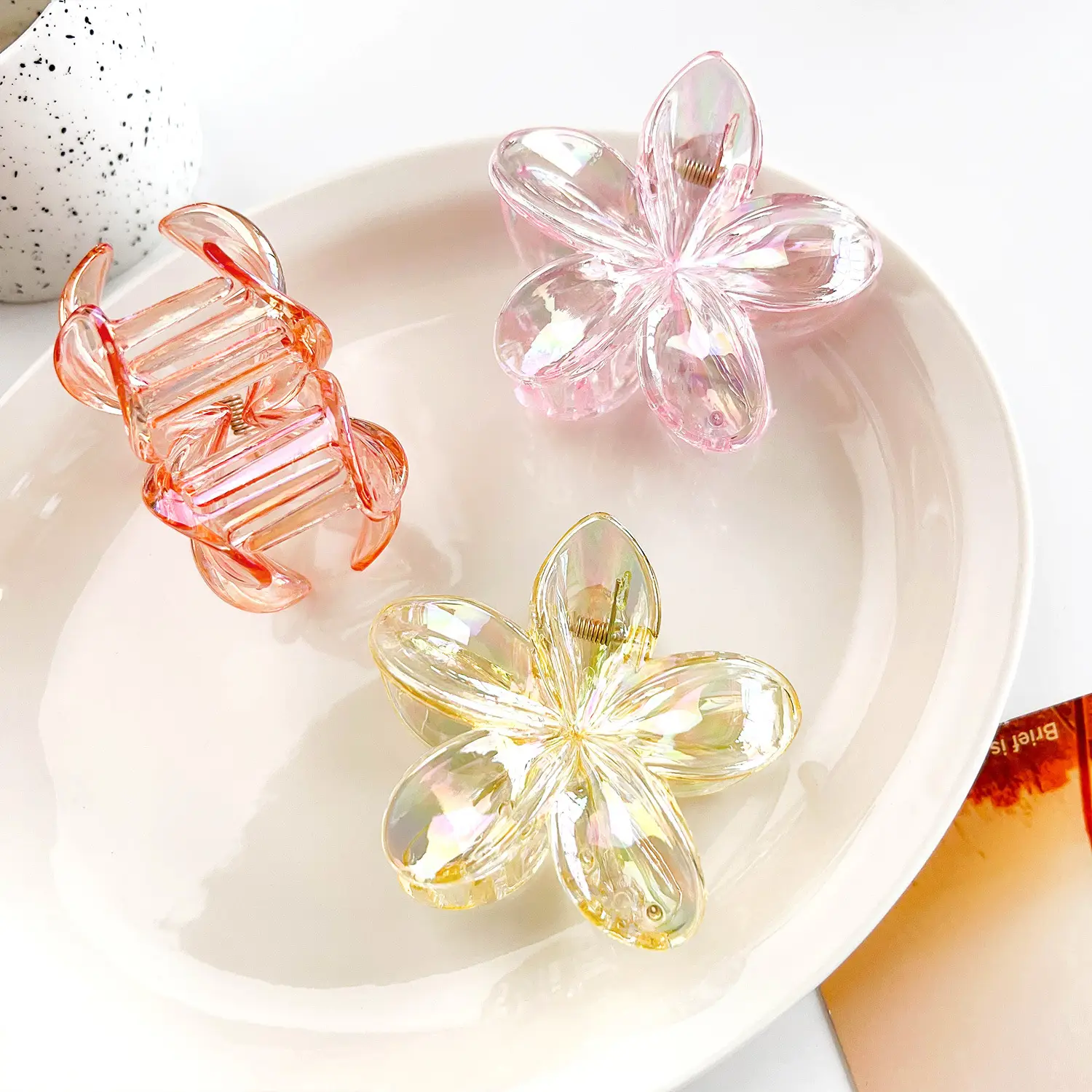 Frosted Egg Flower Hair Clips for Women — feature 8