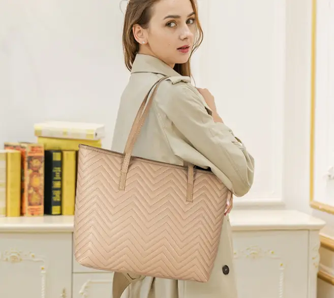 Women's Trendy Beige Chevron Shoulder Bag 2023 - Image 5