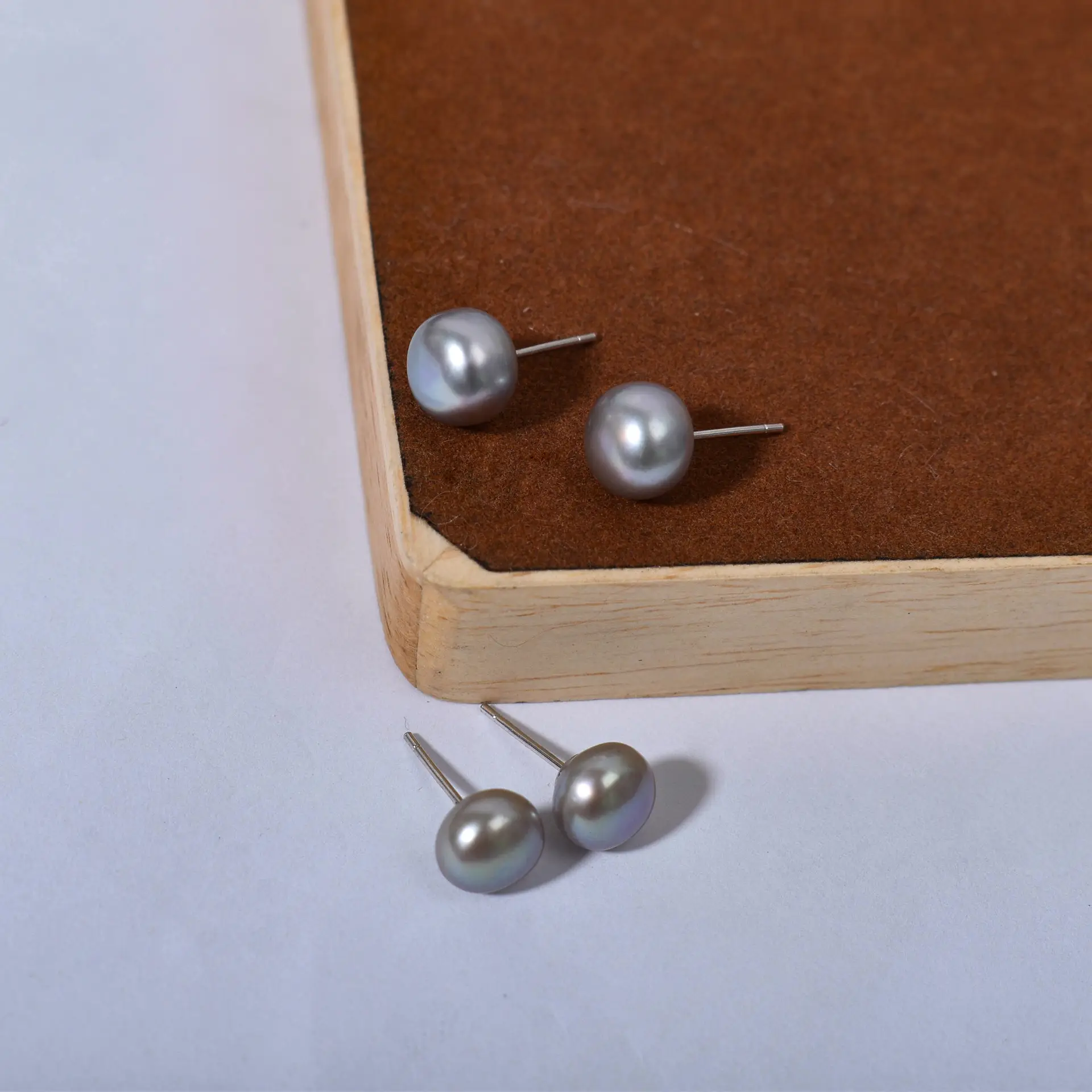 925 Silver Pearl Earrings for Women Elegant High-end Accessories — feature 11