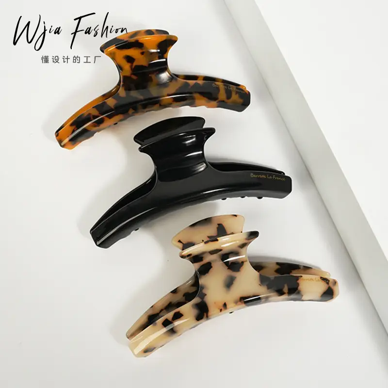 Leopard Print Curved Hair Clip for Girls — feature 3