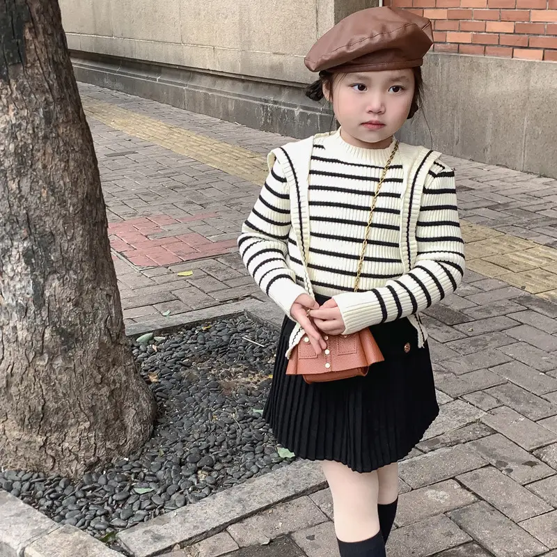 Pink Crossbody Bag for Girls with Hat and Backpack - Image 8