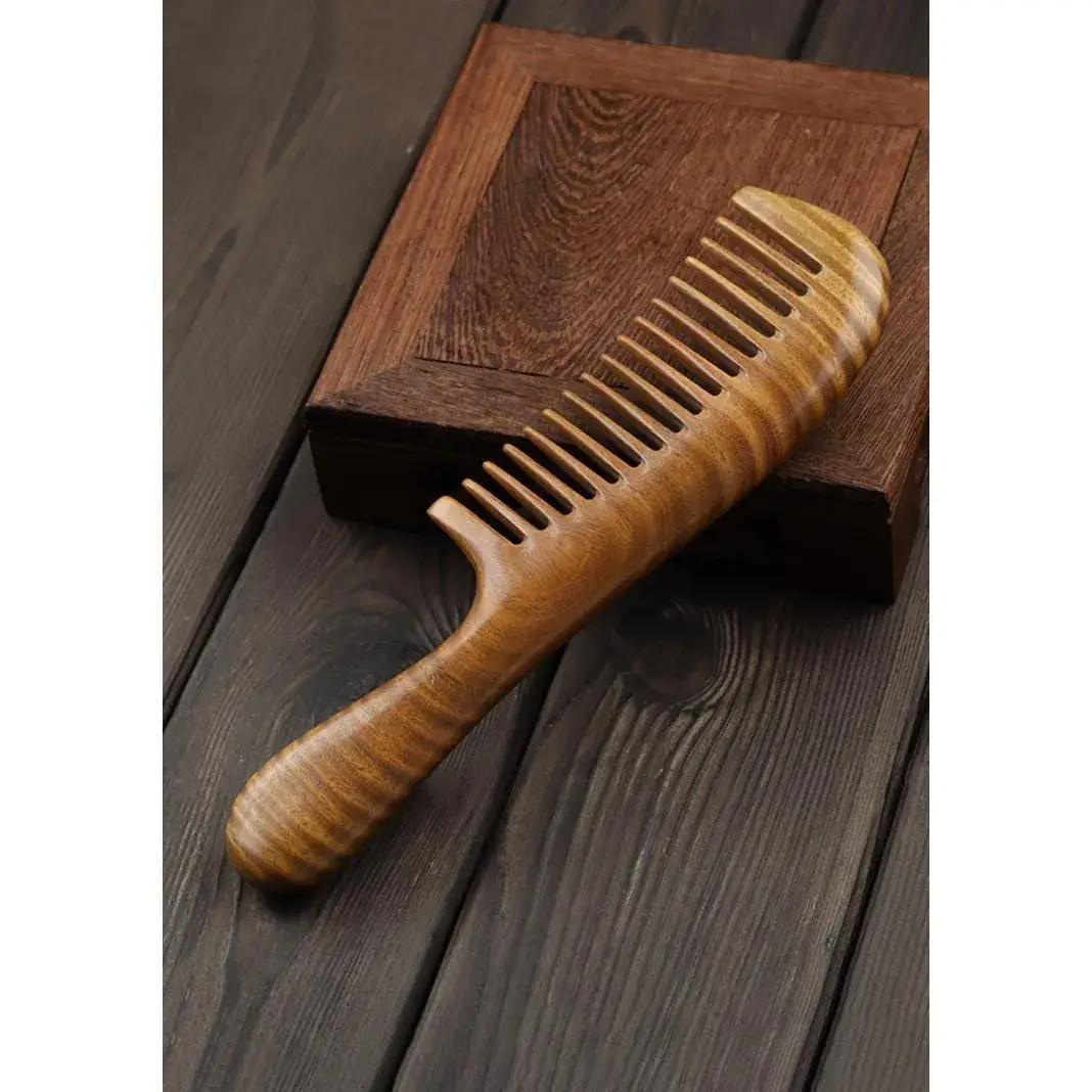 Natural Green Sandalwood Moon Comb for Women