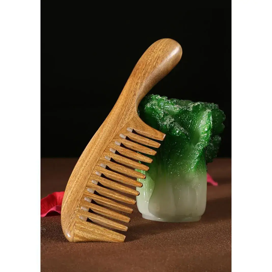 Natural Green Sandalwood Moon Comb for Women