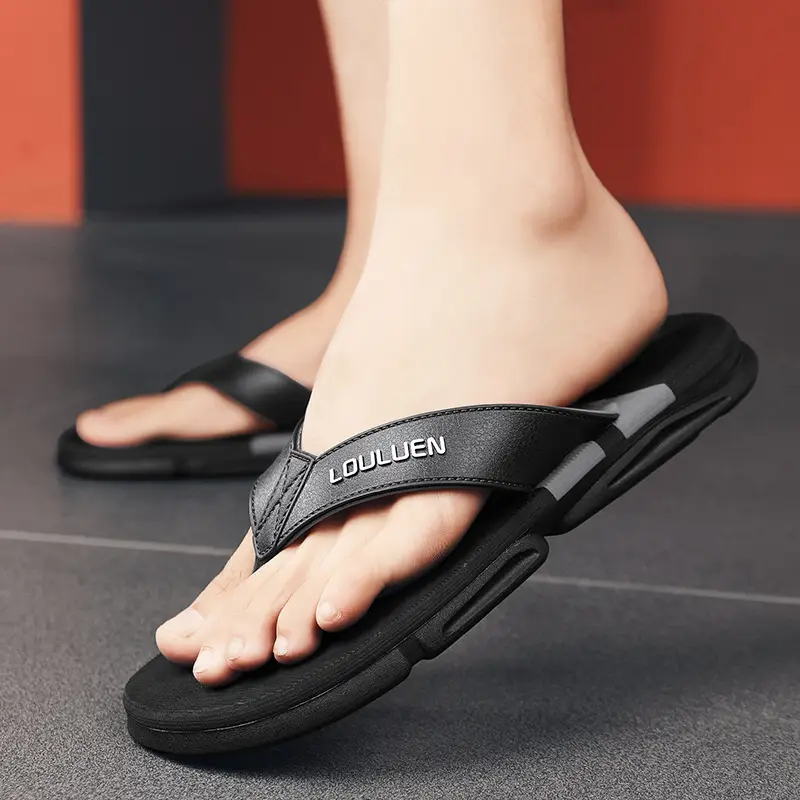 2024 Summer Men's Flip-Flops Beach Shoes Casual Trendy Non-Slip Fashion Outer Wear Thick-Soled Sandals for Men