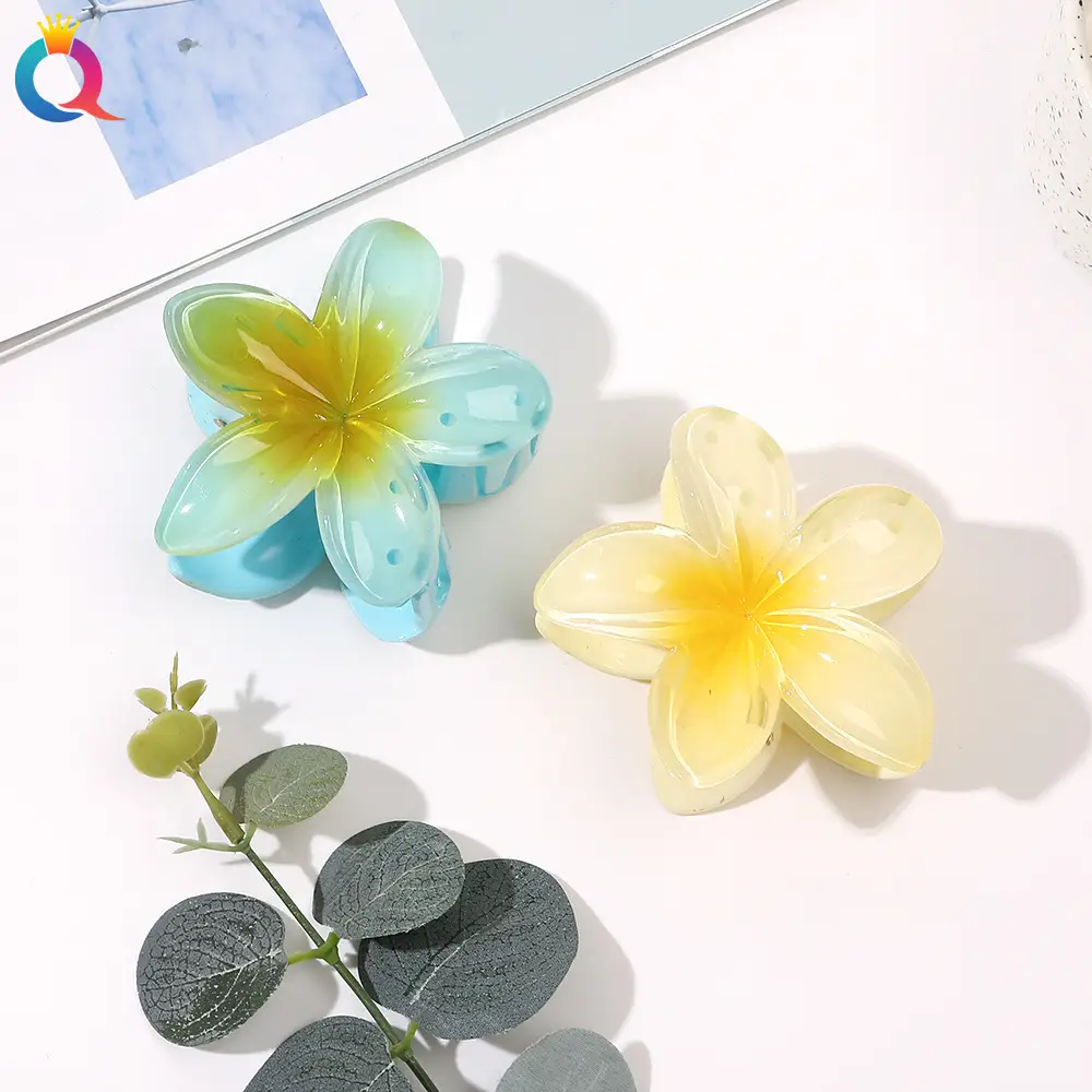 Golden 4-Leg Clover Hairpin for Women — feature 35