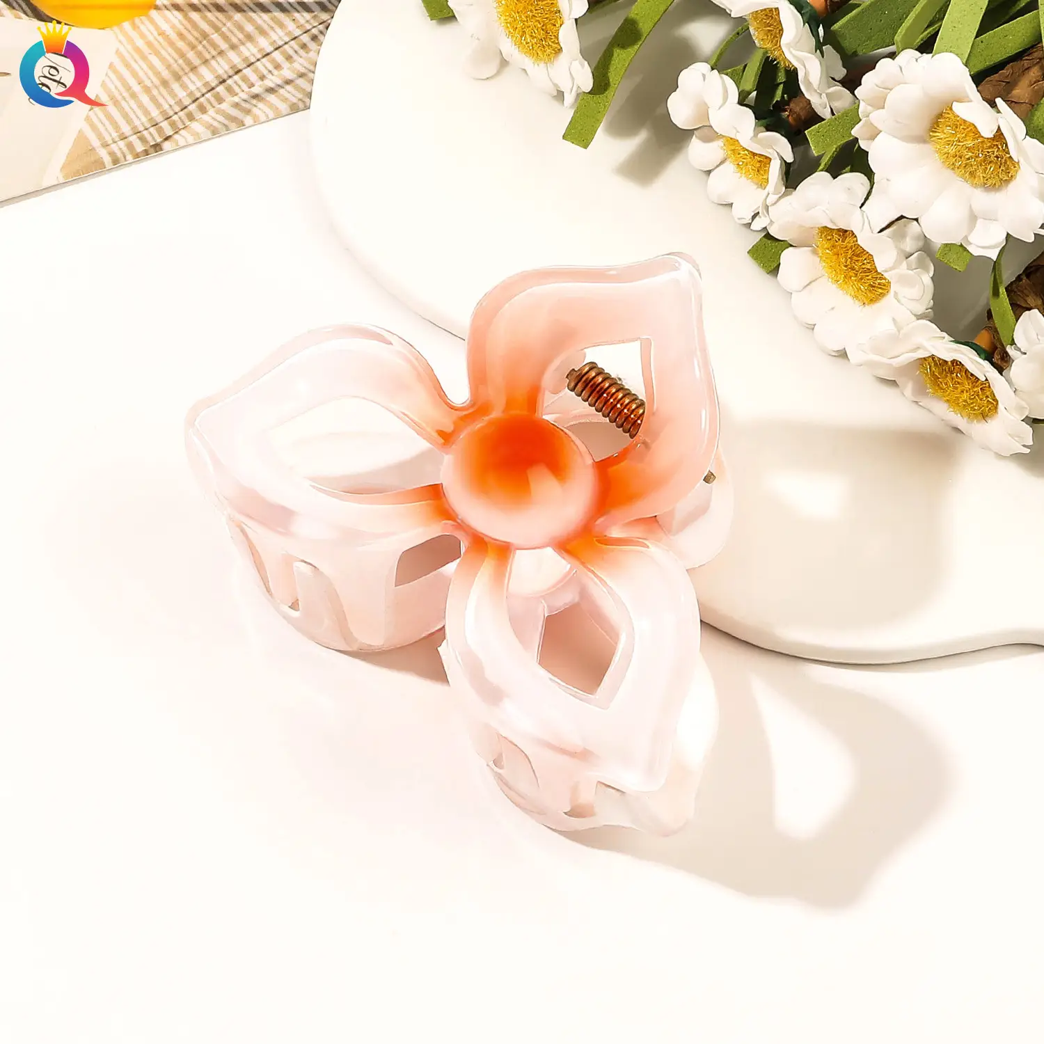 Golden 4-Leg Clover Hairpin for Women - Image 11