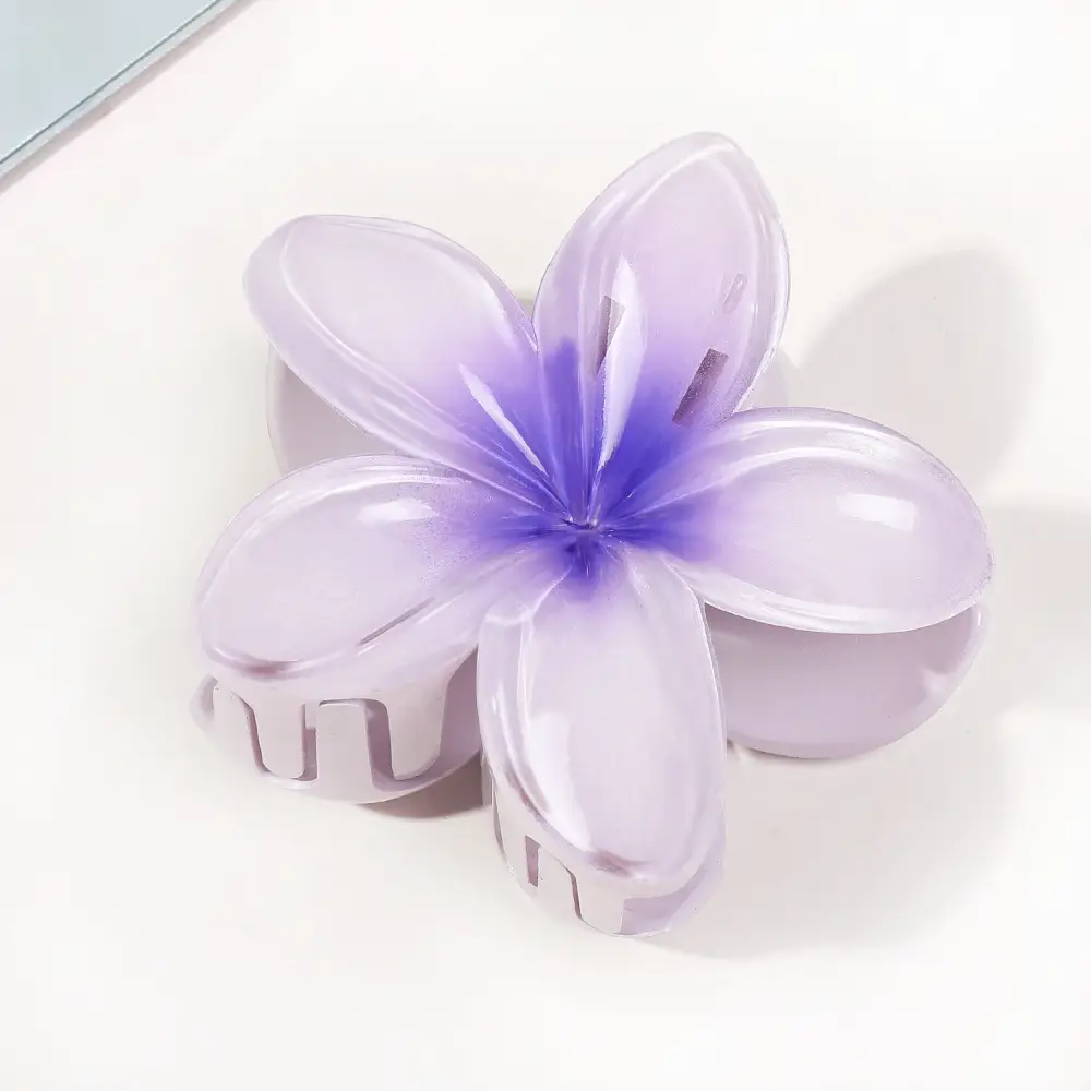Golden 4-Leg Clover Hairpin for Women - Image 17