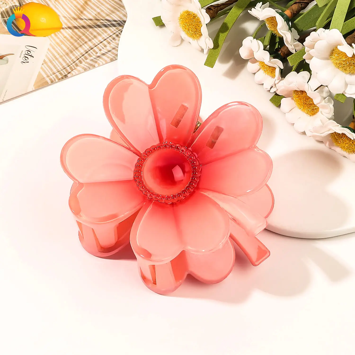 Golden 4-Leg Clover Hairpin for Women - Image 4