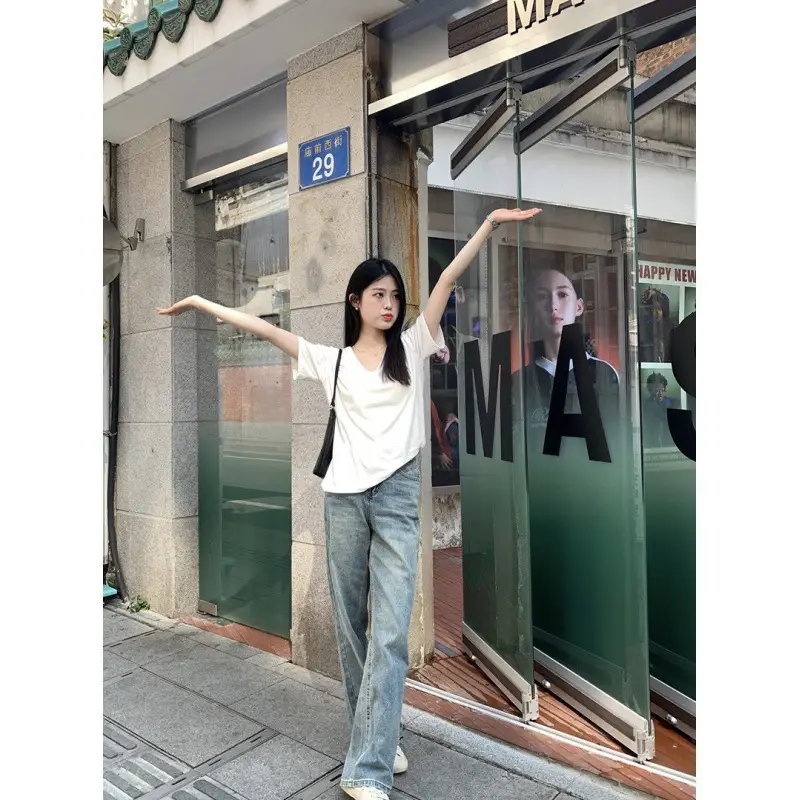 Ledin~ Summer Thin V Neck Short-Sleeved T-Shirt for Women, Comfortable, Loose, Slim, Lazy Bottoming Shirt, Casual T-Shirt Top - Image 5