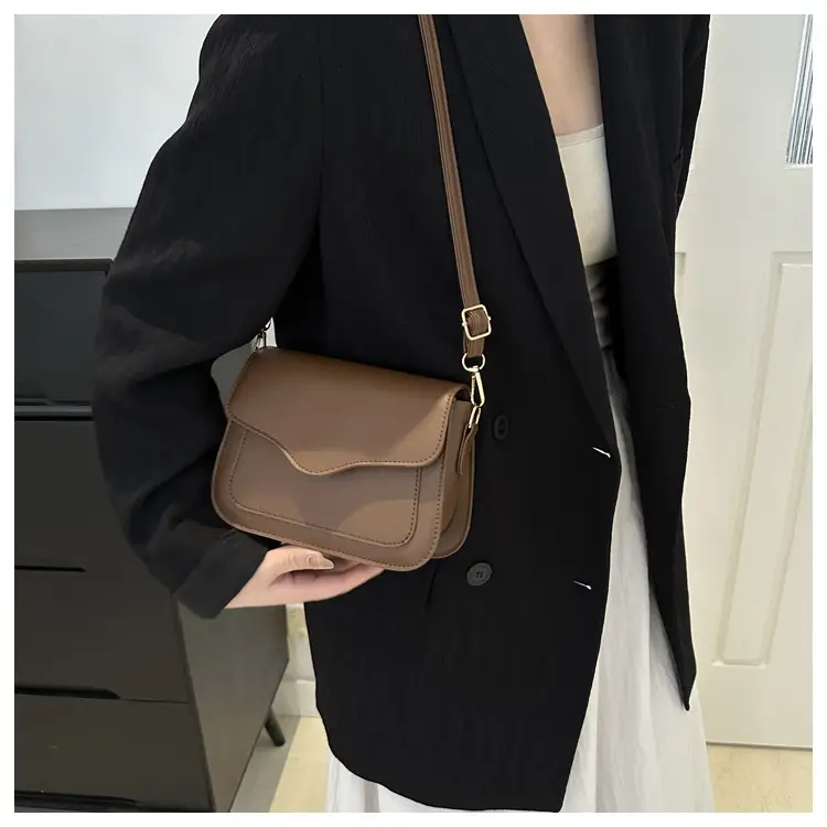 Beige Square Textile Shoulder Crossbody Bag Women 2024 — feature 17