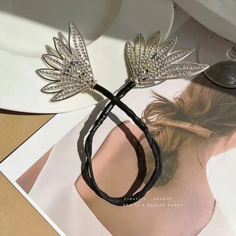 Vintage Peacock Hairpin with Blue Crystal Flower Design — feature 6