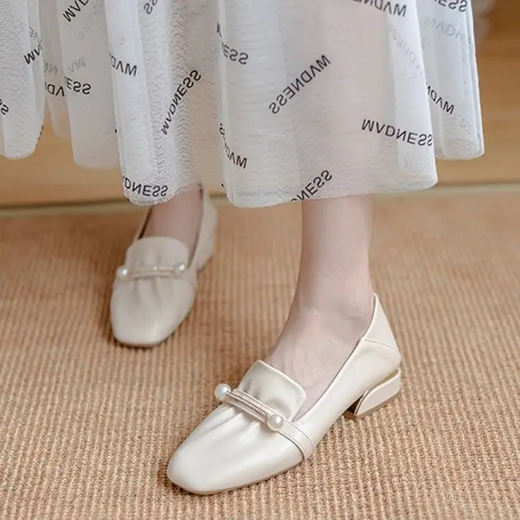 Spring 2024 New Late Evening Style Gentle Temperament Fairy Commuter Shoes Women's Slip-on Lady Bean Shoes Women - Image 5