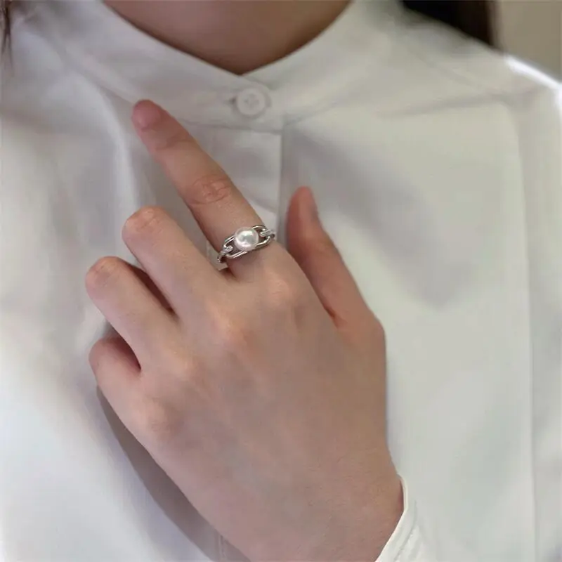 Pearl Ring with High-Gloss Finish 7-8MM Freshwater Pearl — feature 2