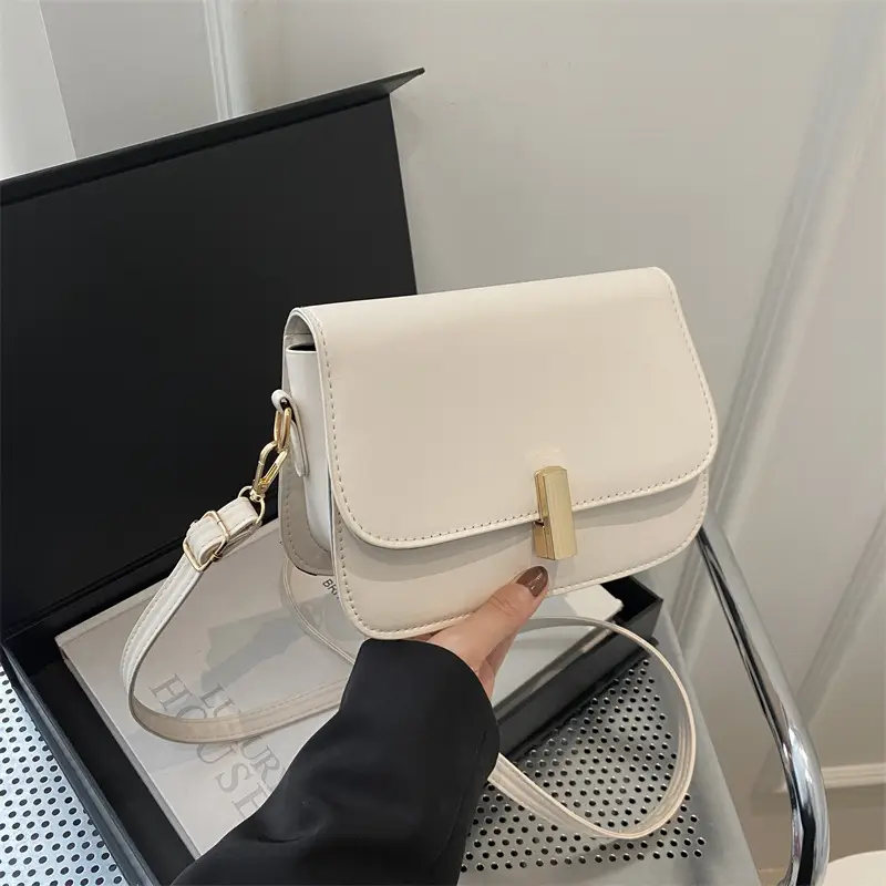 Women's White Leather Crossbody Bag with Gold Clasp - Image 8
