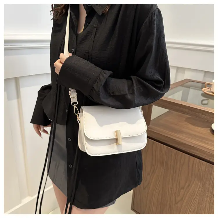 Women's White Leather Crossbody Bag with Gold Clasp β feature 10