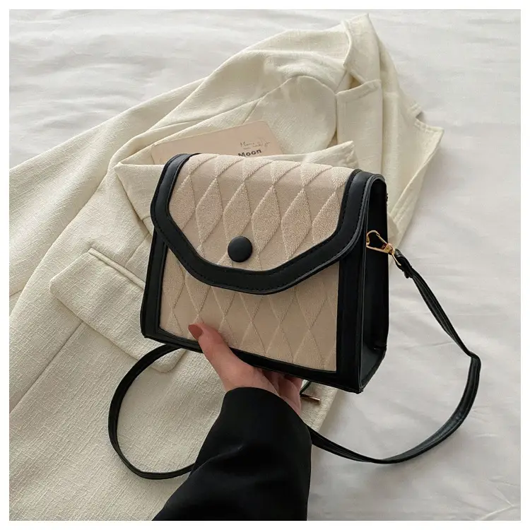 Korean Style Women's Rhombic Crossbody Bag 2024 Spring — feature 23