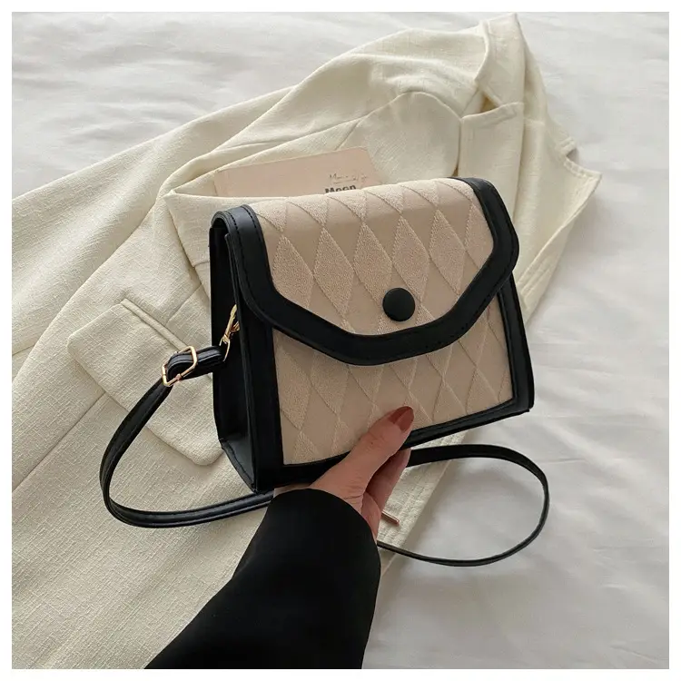 Korean Style Women's Rhombic Crossbody Bag 2024 Spring — feature 24
