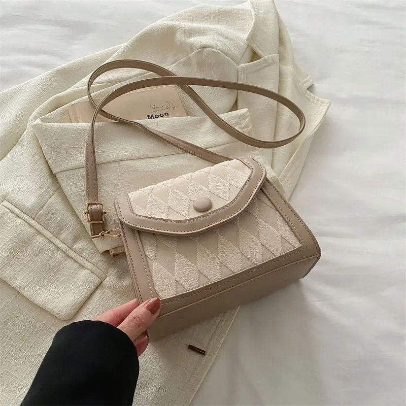 Korean Style Women's Rhombic Crossbody Bag 2024 Spring - Image 2