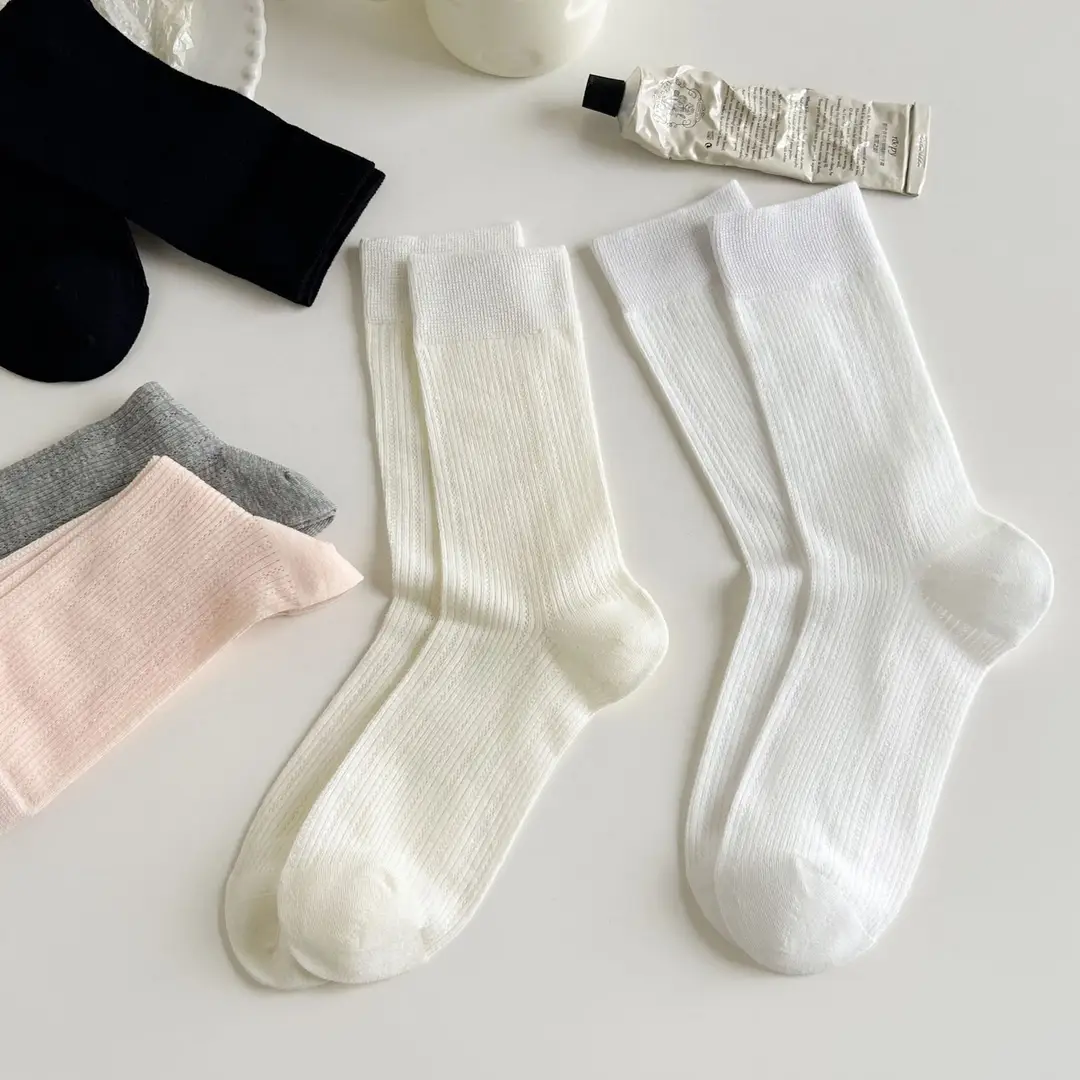 YOUJIAXIU Spring and Summer Thin Women's Pile Socks Hollow All-match JK Socks Ins Boneless Sweet Mid-tube Women's Socks — feature 11