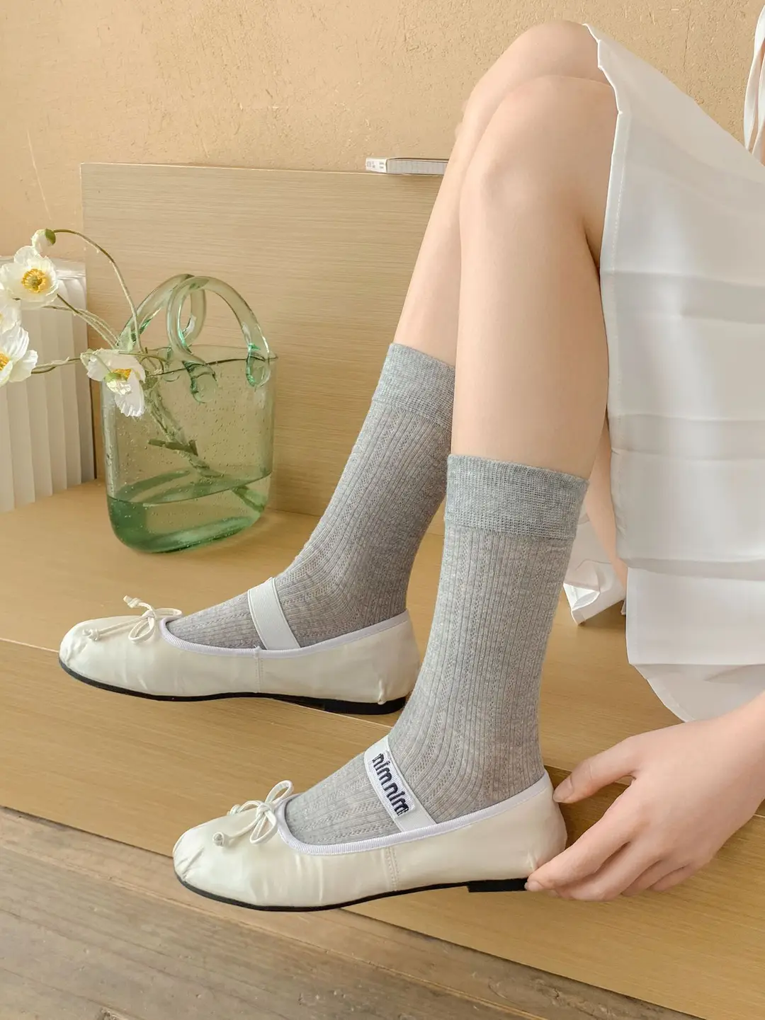 YOUJIAXIU Spring and Summer Thin Women's Pile Socks Hollow All-match JK Socks Ins Boneless Sweet Mid-tube Women's Socks — feature 12