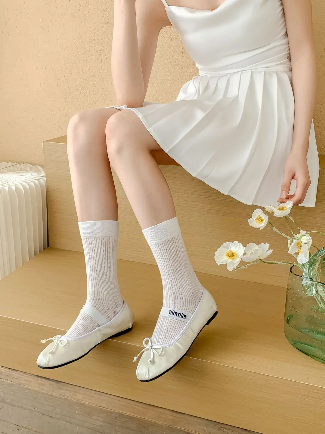 YOUJIAXIU Spring and Summer Thin Women's Pile Socks Hollow All-match JK Socks Ins Boneless Sweet Mid-tube Women's Socks — feature 2