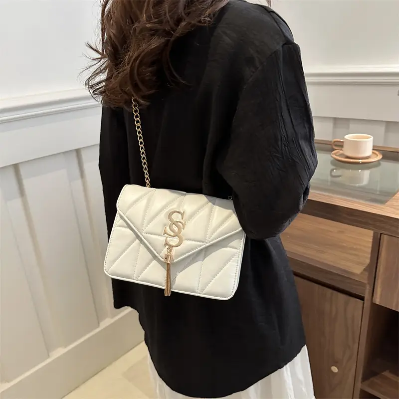Lilac Embroidered Chain Shoulder Bag for Women - Image 6