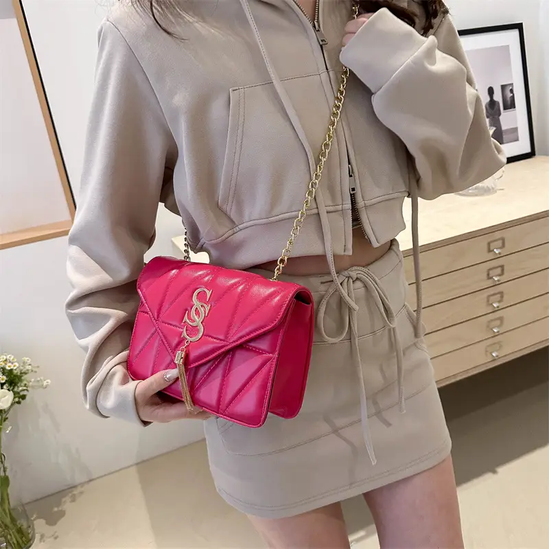 Lilac Embroidered Chain Shoulder Bag for Women - Image 7