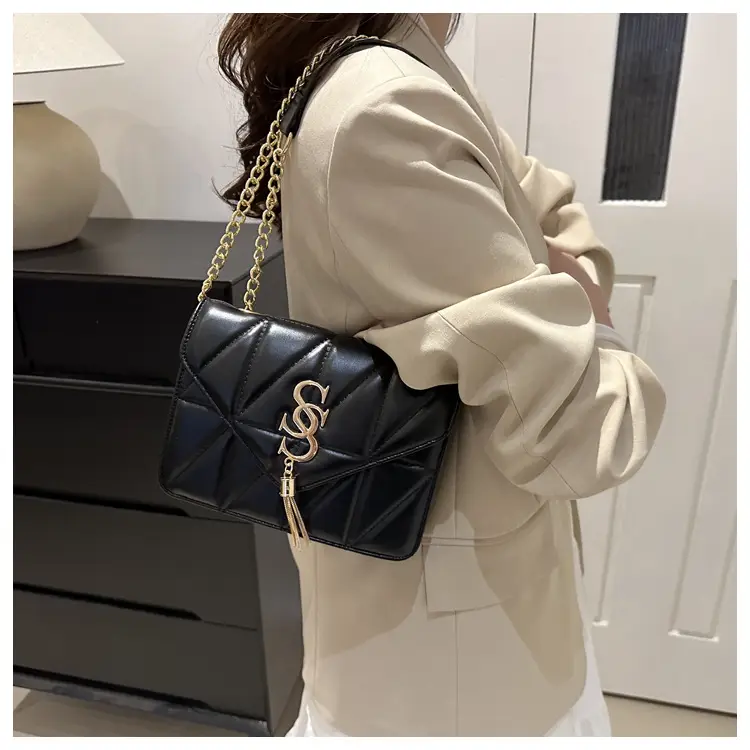 Lilac Embroidered Chain Shoulder Bag for Women — feature 17