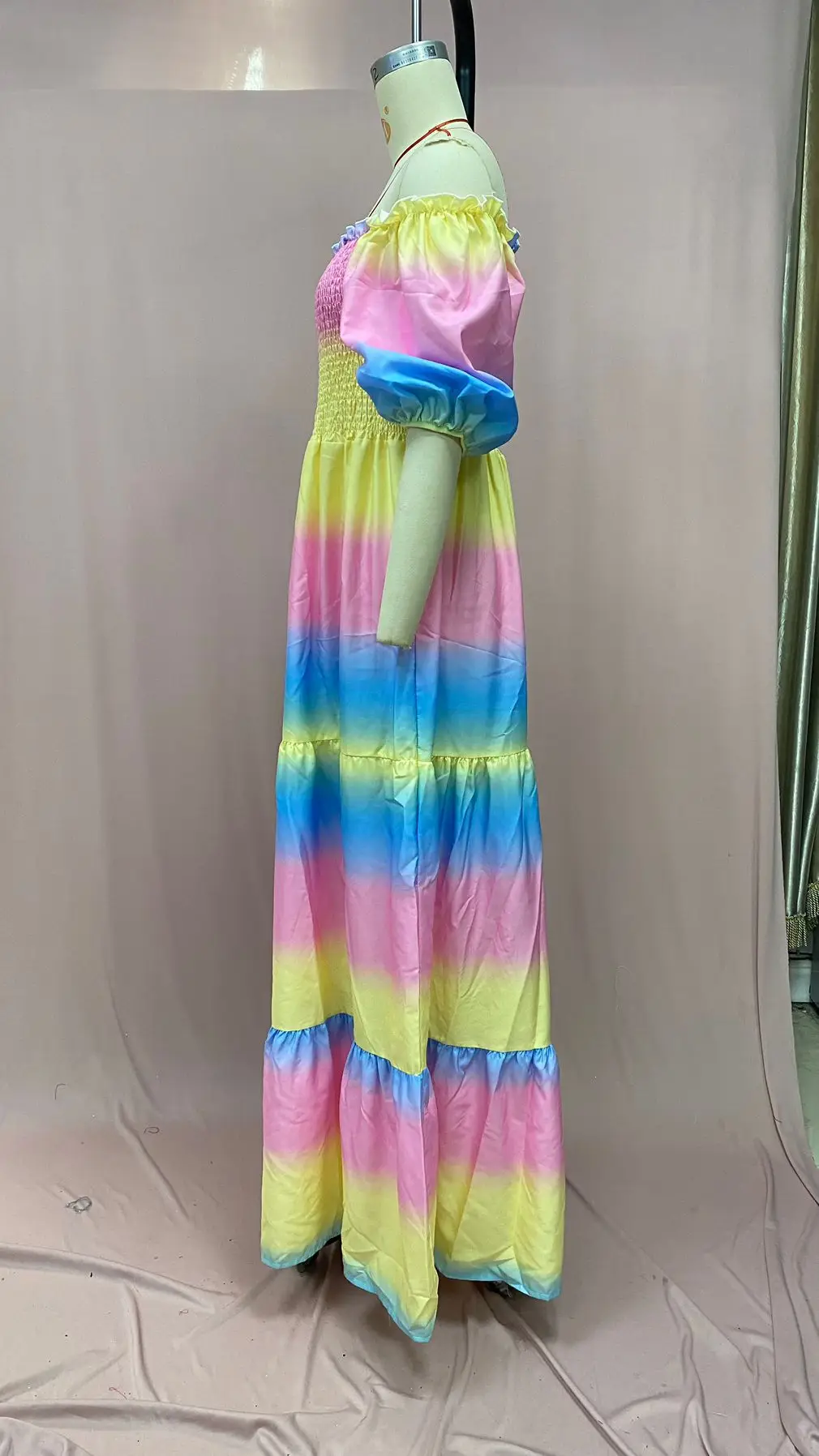 2025 cross-border new spring and summer European and American women's dress off-shoulder floral fashion off-shoulder long printed skirt — feature 11