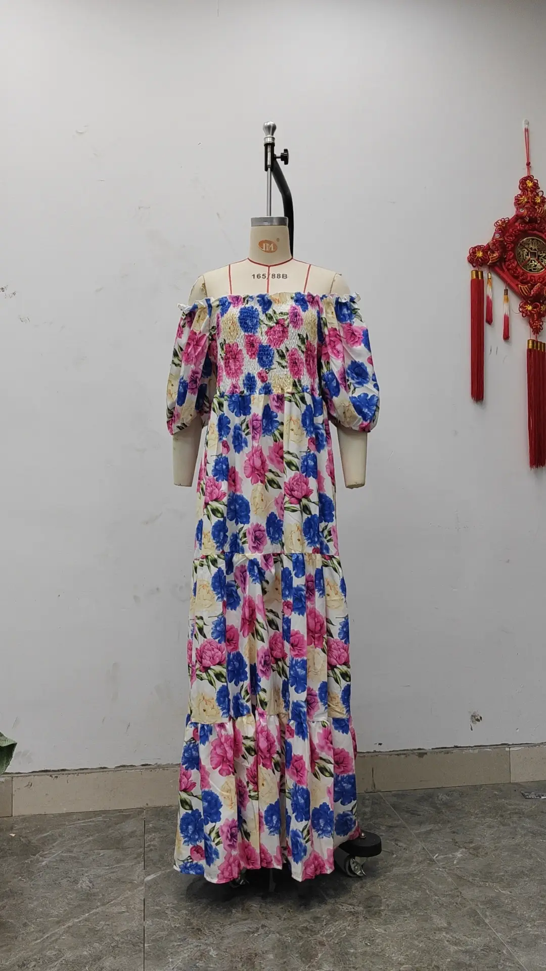 2025 cross-border new spring and summer European and American women's dress off-shoulder floral fashion off-shoulder long printed skirt — feature 17