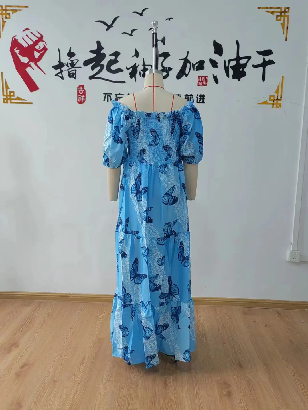 2025 cross-border new spring and summer European and American women's dress off-shoulder floral fashion off-shoulder long printed skirt — feature 29