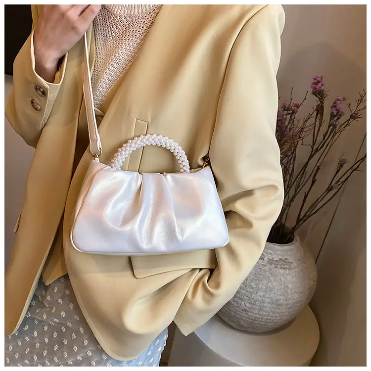 Black Pearl-Handle Shoulder Bag for Women — feature 37