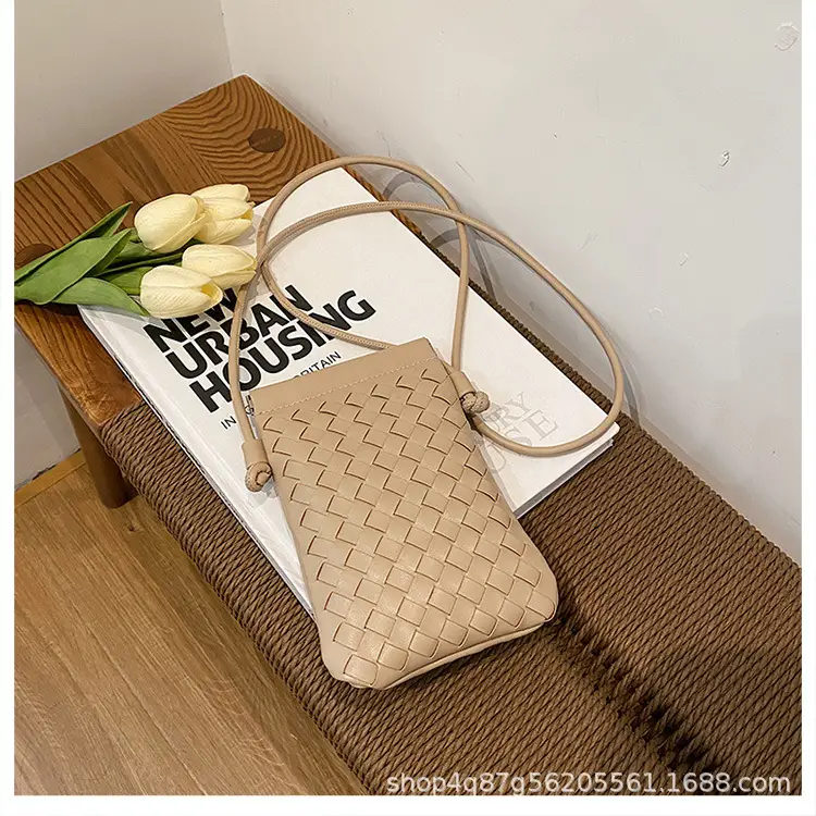 Mini Handwoven Shoulder Bag Beige Crossbody — feature 19