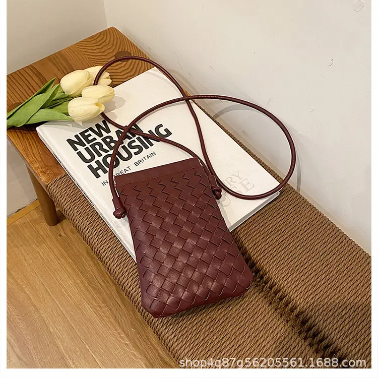 Mini Handwoven Shoulder Bag Beige Crossbody — feature 22