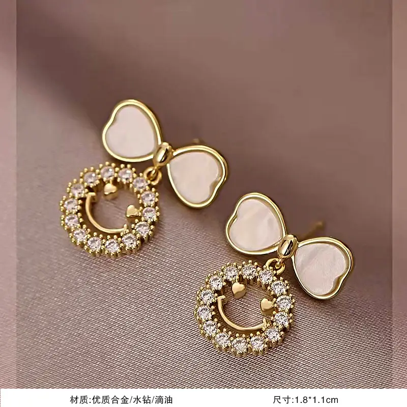 S925 Silver Needle Earrings for Women Light Luxury Geometric Design — feature 22