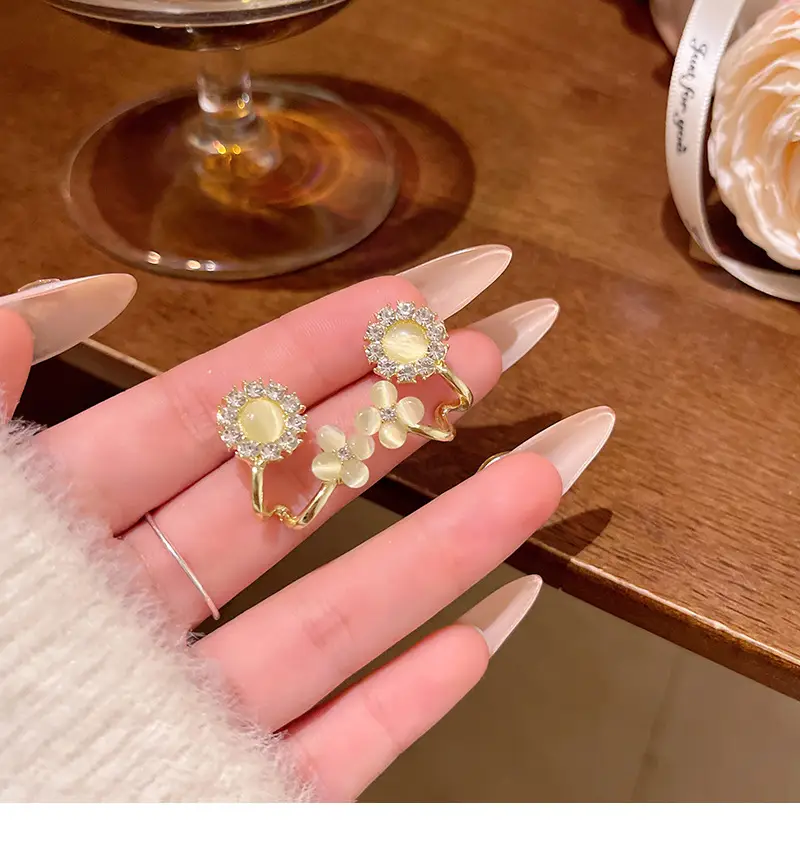 S925 Silver Needle Earrings for Women Light Luxury Geometric Design - Image 2
