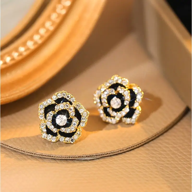 S925 Silver Needle Earrings for Women Light Luxury Geometric Design - Image 33