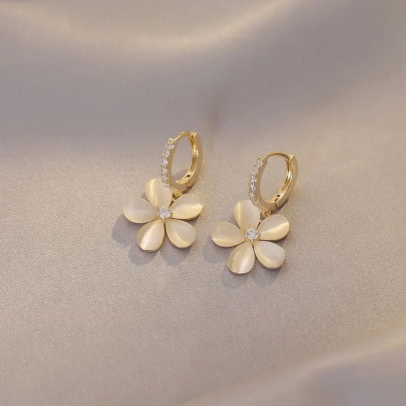 S925 Silver Needle Earrings for Women Light Luxury Geometric Design - Image 35