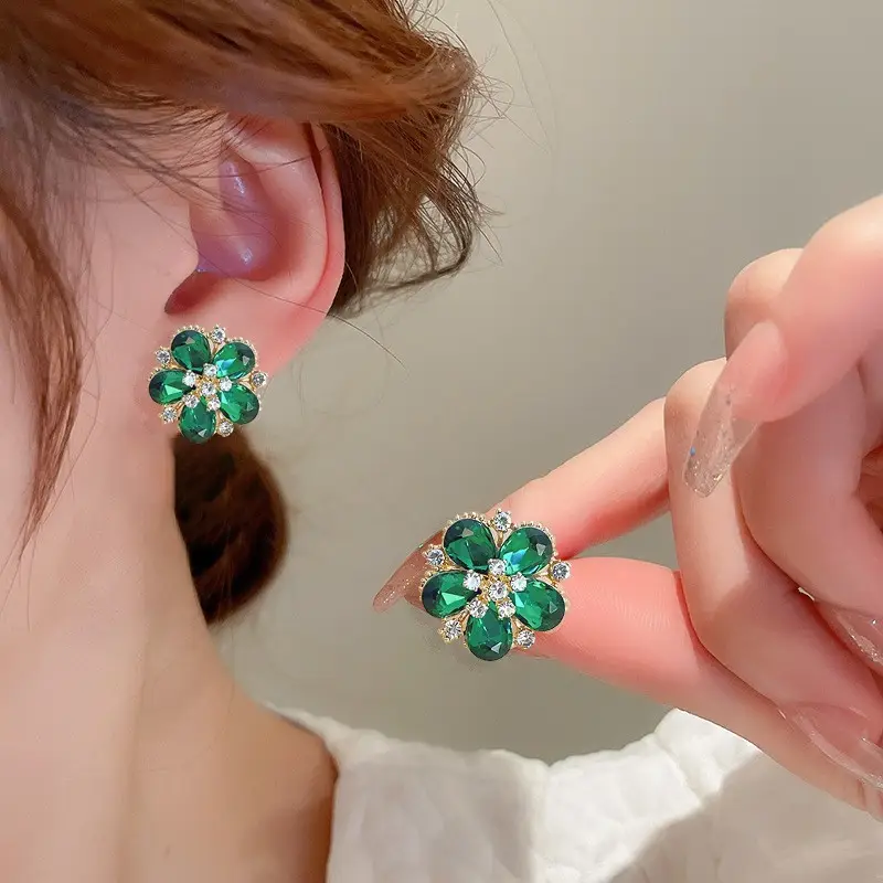 S925 Silver Needle Earrings for Women Light Luxury Geometric Design - Image 40