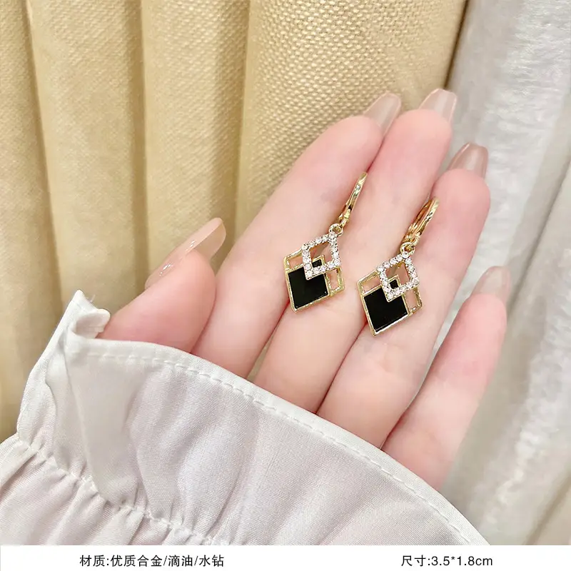 S925 Silver Needle Earrings for Women Light Luxury Geometric Design - Image 8