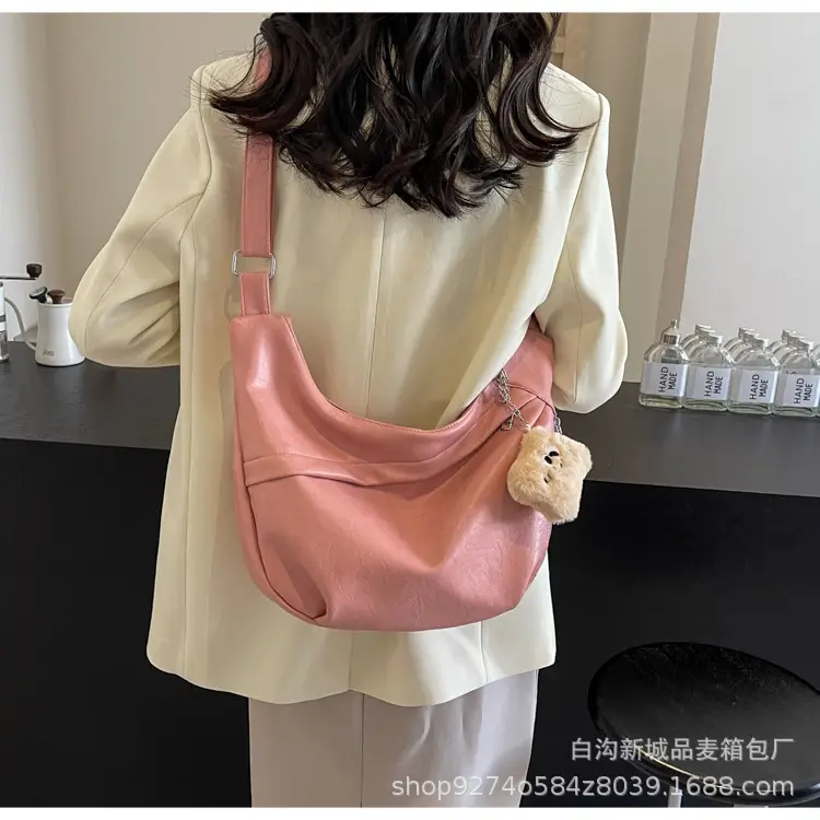 Women's Large Capacity Canvas Shoulder Bag Beige 2026 — feature 16