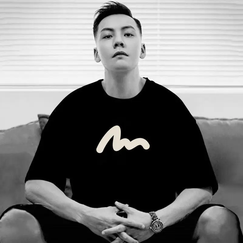Men Pure Cotton Loose Fit T-Shirt White Triangle Print