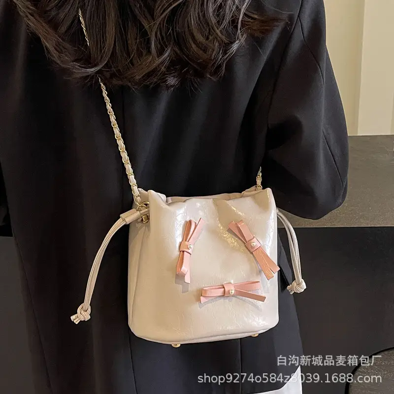 Black Velvet Chain Shoulder Bag for Women 2026 - Image 8