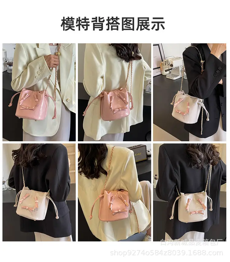 Black Velvet Chain Shoulder Bag for Women 2026 — feature 8