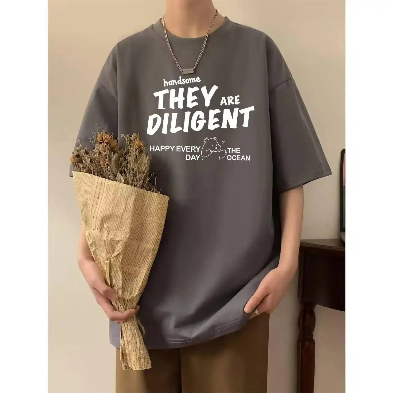Men Maroon Diligent Ocean Print T-Shirt