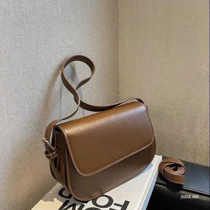 White Crossbody Bag for Women 2026 Retro Style — feature 3