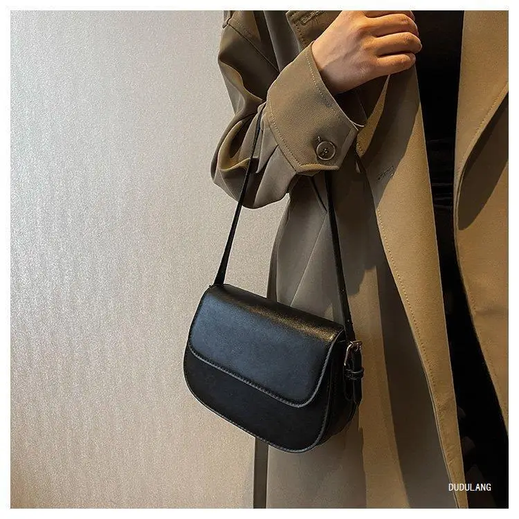 White Crossbody Bag for Women 2026 Retro Style — feature 39