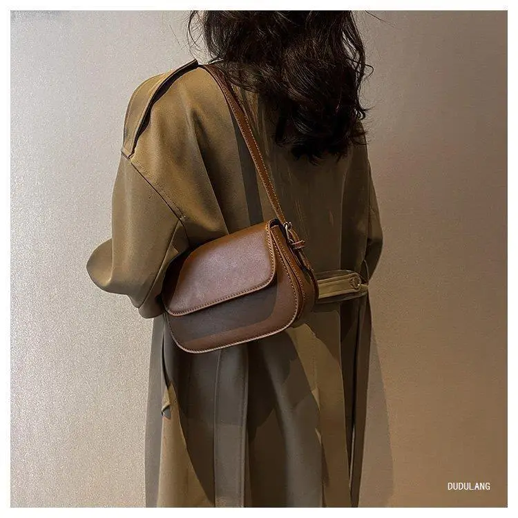 White Crossbody Bag for Women 2026 Retro Style — feature 40