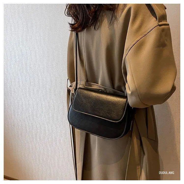 White Crossbody Bag for Women 2026 Retro Style — feature 42