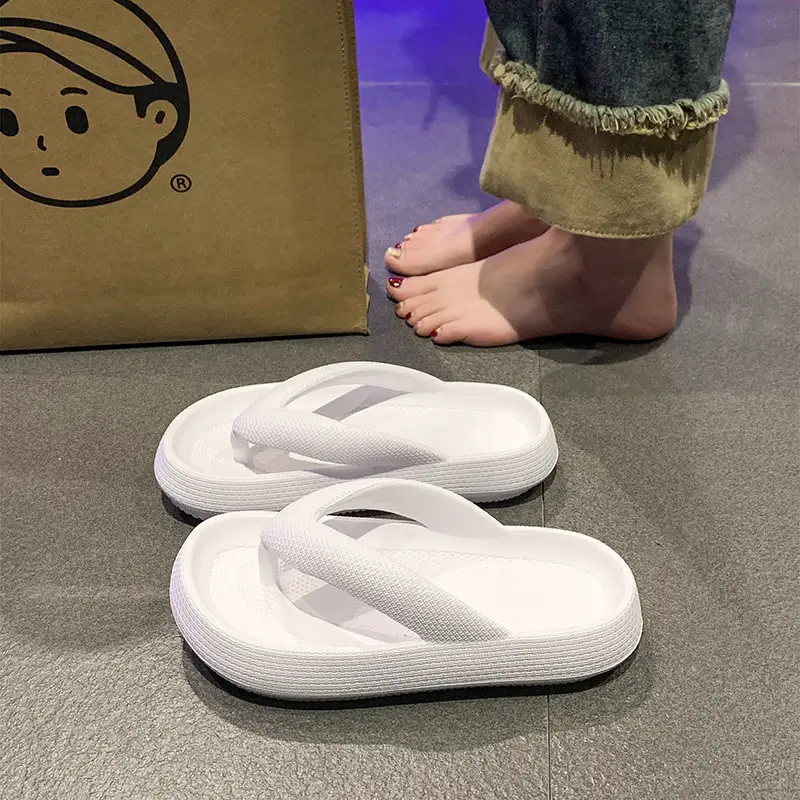 Slippers Women's Summer New Fashionable Outfit Ins Trendy Internet Popular Thick Bottom Non-slip Flip-flops Couple Beach Sandals - Image 2